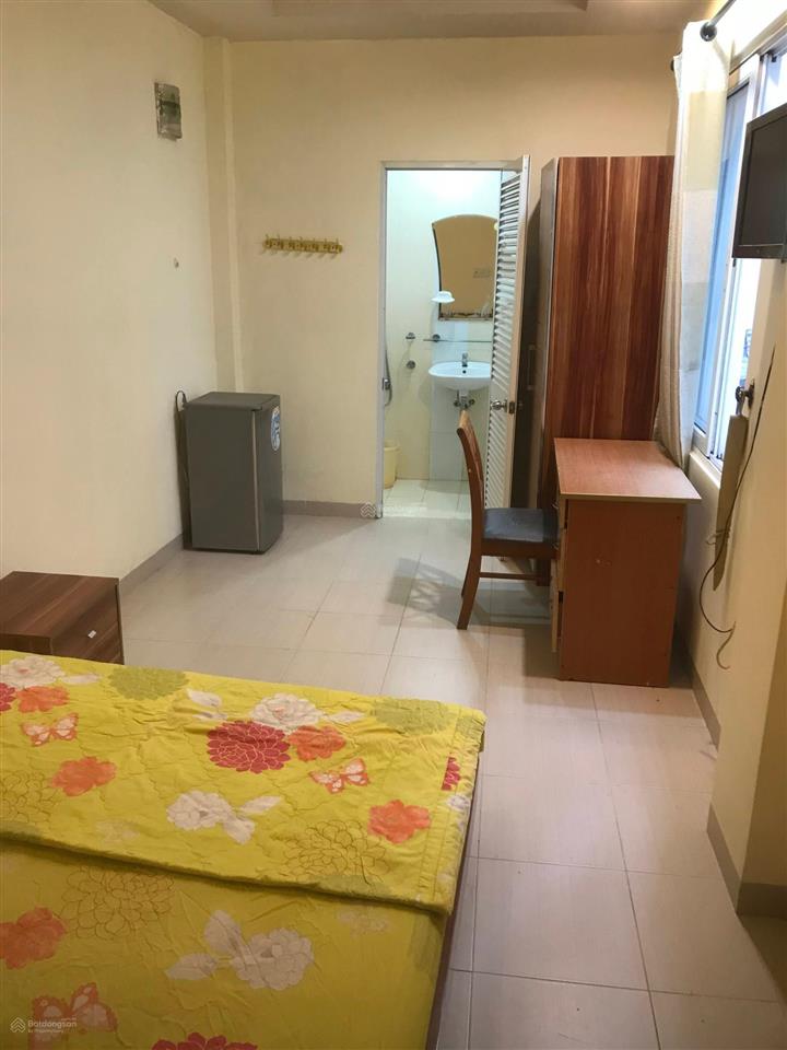 Phòng cao cấp, đầy đủ tiện nghi. đc 18a/17. gần đài truyền hình và trường khoa học xã hộinhân văn