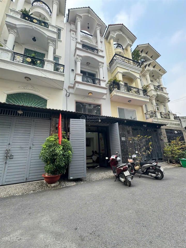 Giảm giá bán nhanh nhà 3 tầng rộng rãi gần trường, gần chợ hiệp bình chủ tặng nội thất dọn ở ngay