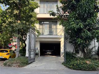 Bán căn góc 2 mặt tiền ngang 7m có gara  thang máy khu bên sông gần gigamall kdc an ninh