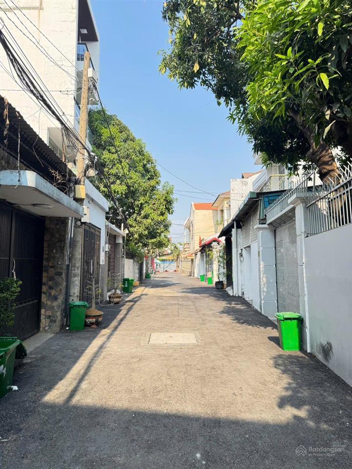 Bán nhà 2 mặt hẻm 5x18m đường xe tải khu bên sông đường 18 hiệp bình chánh, thủ đức giá 10,8 tỷ