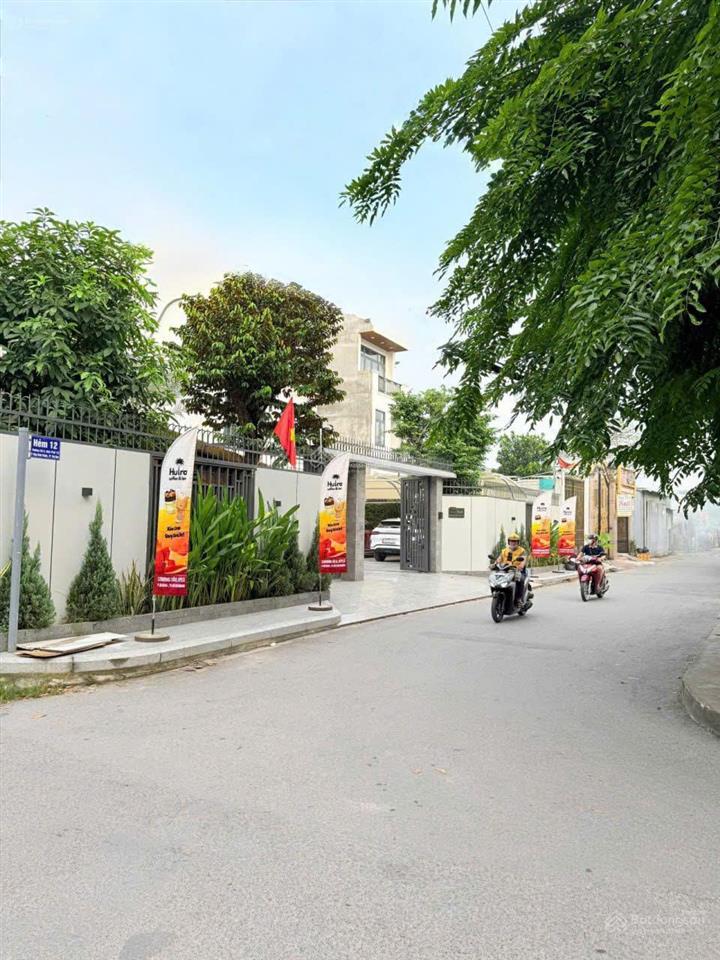 Bán nhà 4 lầu mặt tiền hẻm xe tải 14mét  đường số 8 ngay phở huỳnh trâm  ra quốc lộ 13 300m