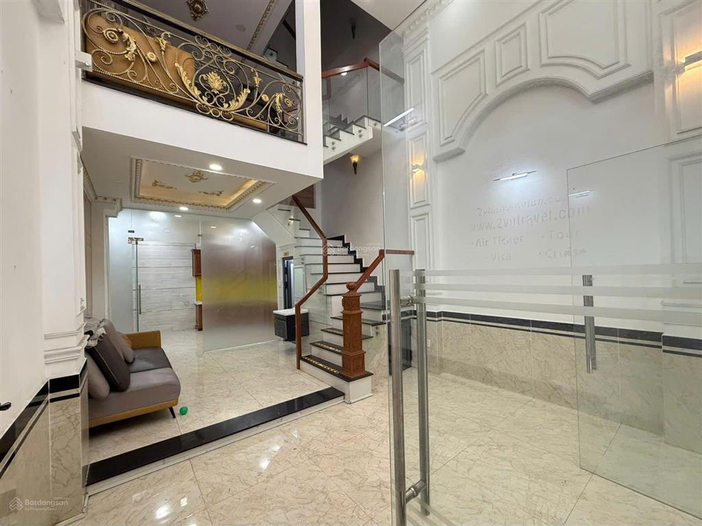 Khu nhà cực đẹp ngay vạn phúc city 4 tầng xe hơi đậu trong nhà khu vip thủ đức sát quốc lộ 13