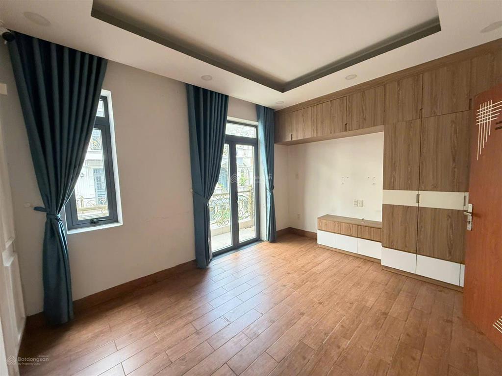 Khu nhà cực đẹp ngay vạn phúc city 4 tầng xe hơi đậu trong nhà khu vip thủ đức sát quốc lộ 13