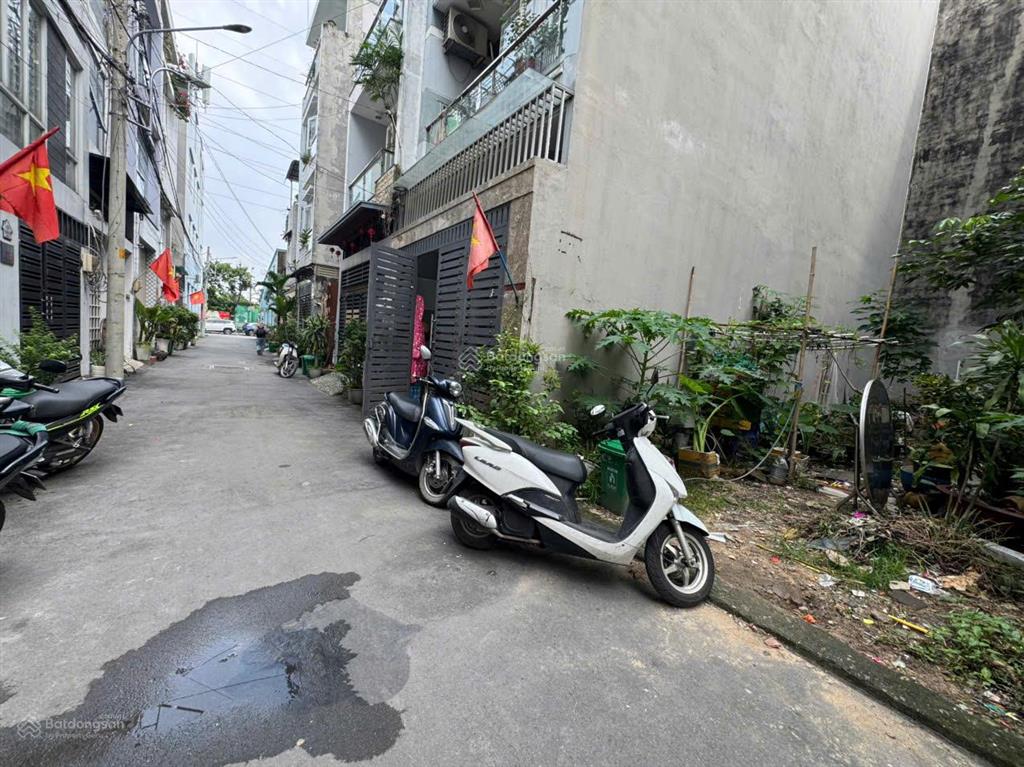 Bán lô đất đường ô tô 300m ra quốc lộ 13, cạnh kdc hồng long, shr, hiệp bình phước, thủ đức 6,1 tỷ
