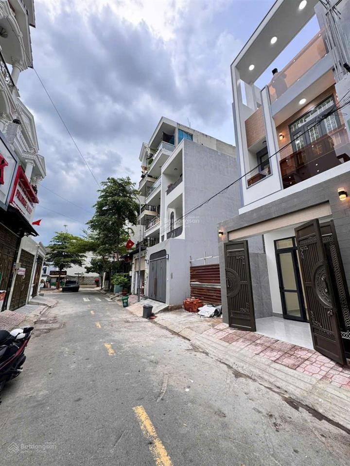 Chủ cần bán gấp lô đất ngay gần vạn phúc đường xe hơi 7 m cách quốc lộ 13 chỉ vài bước chân