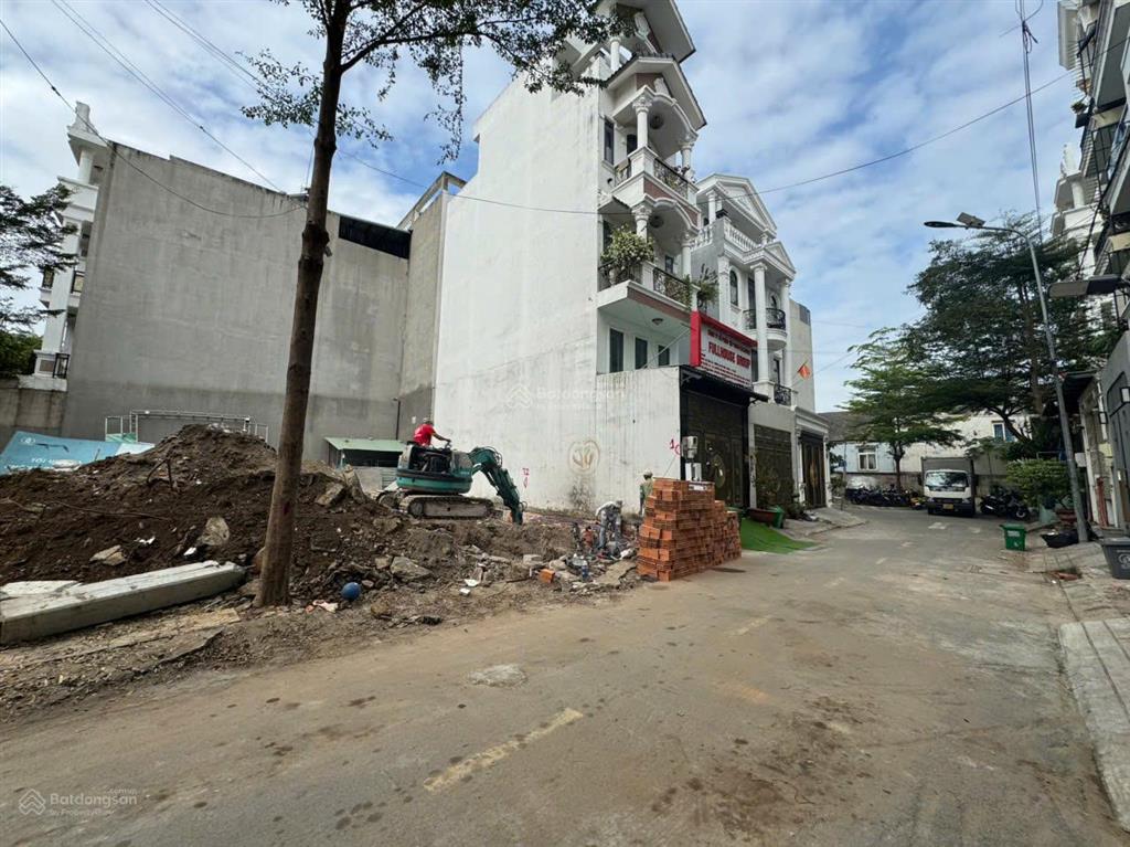 Chủ cần bán gấp lô đất ngay gần vạn phúc đường xe hơi 7 m cách quốc lộ 13 chỉ vài bước chân