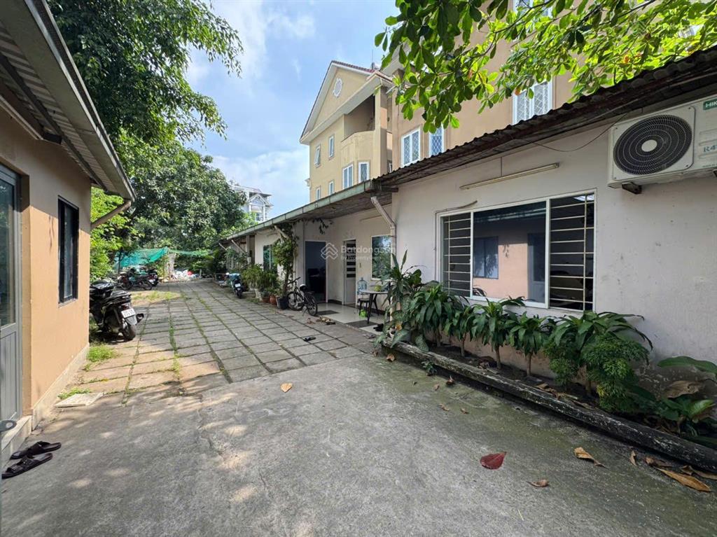 Bán lô đất 335m2 hiếm khu bên sông ngang 13m ngay công viên  đường thông xe tải sát phạm văn đồng