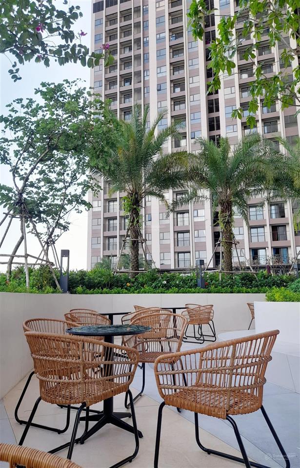 Cho thuê căn hộ cao cấp opal skyline cách khu công nghiệp vsip 5p, dt 65m2 (2pn, 2wc)