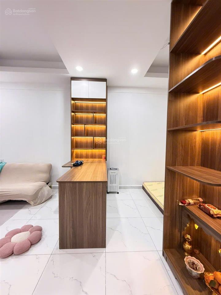 Cho thuê căn hộ studio full nội thất cao cấp opal skyline cách thủ đức 20p xe máy