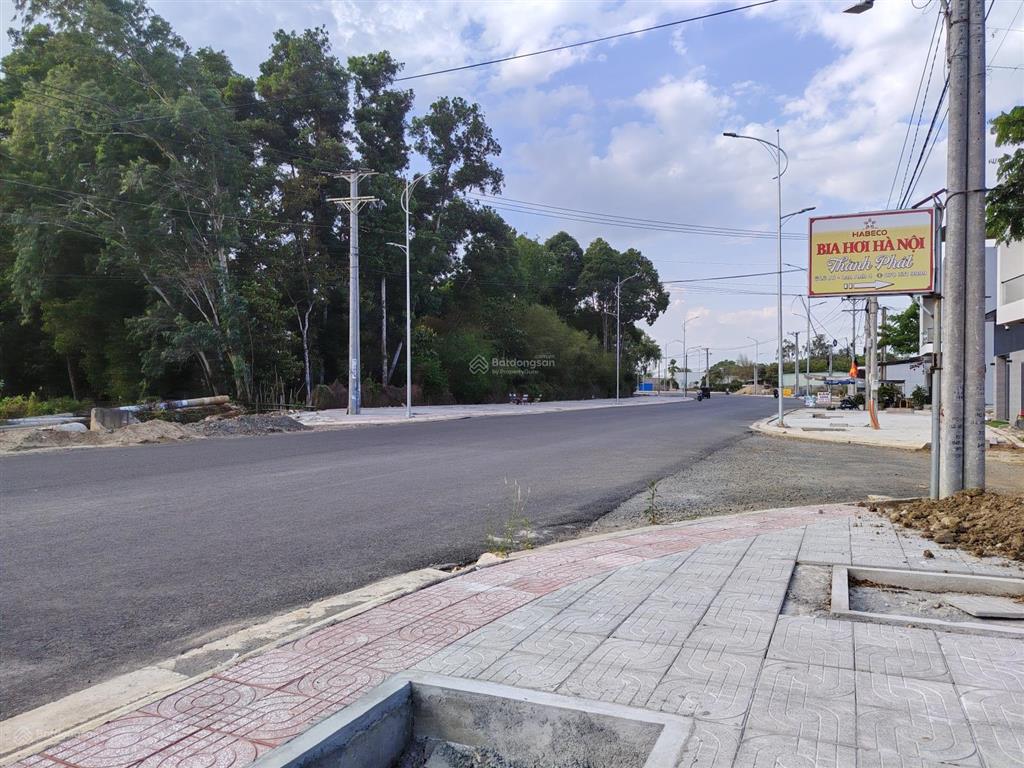 Bán đất mặt tiền hương lộ 2, tam long, hcm