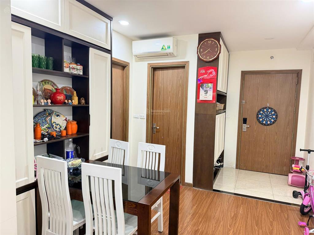 Chính chủ cần bán căn 2 ngủ 67m2, sổ đỏ, ban công đông nam, eco green city (ảnh thật)