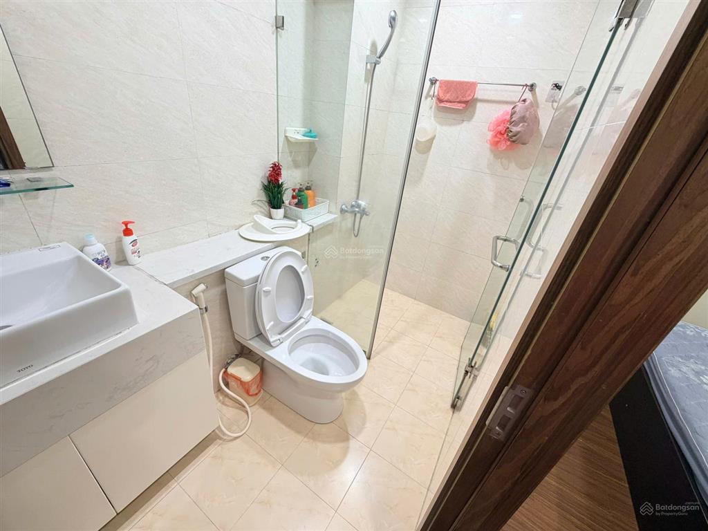 Chính chủ cần bán căn 2 ngủ 67m2, sổ đỏ, ban công đông nam, eco green city (ảnh thật)