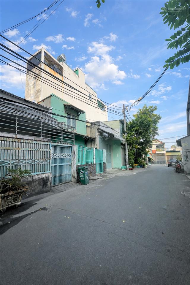 Bán nhà đường hương lộ 2 gần bệnh viện bình tân64m2hẻm thông 6m phù hợp khách ở hoặc cho thuê