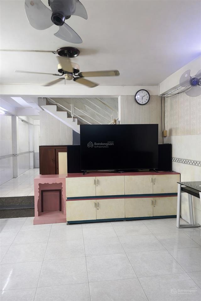 Bán nhà đường hương lộ 2 gần bệnh viện bình tân64m2hẻm thông 6m phù hợp khách ở hoặc cho thuê