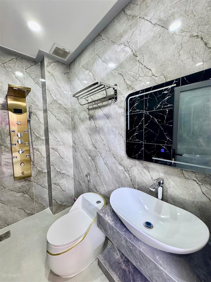 Bán nhà đường mã lò lê văn quớithiết kế hiện đại full nội thất hẻm xe tải