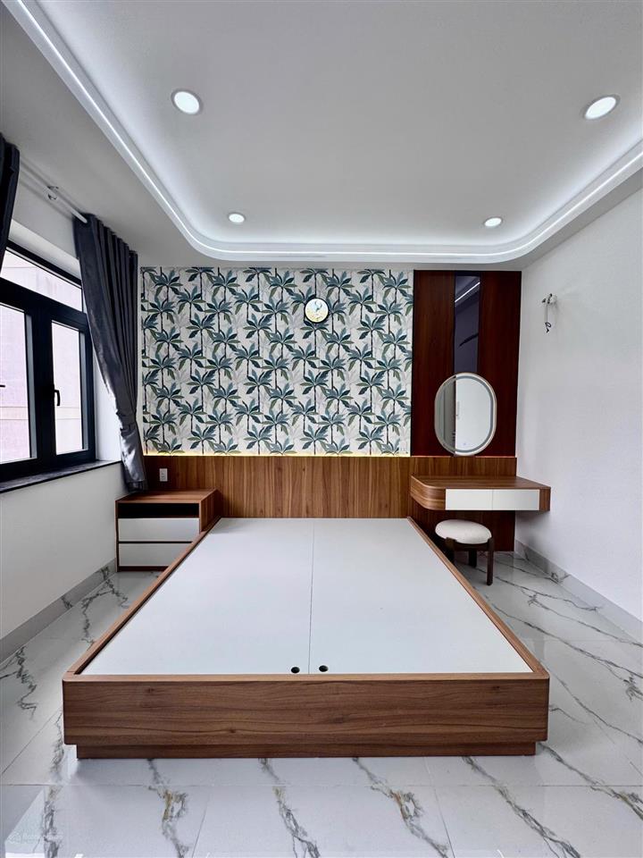 Bán nhà đường mã lò lê văn quớithiết kế hiện đại full nội thất hẻm xe tải