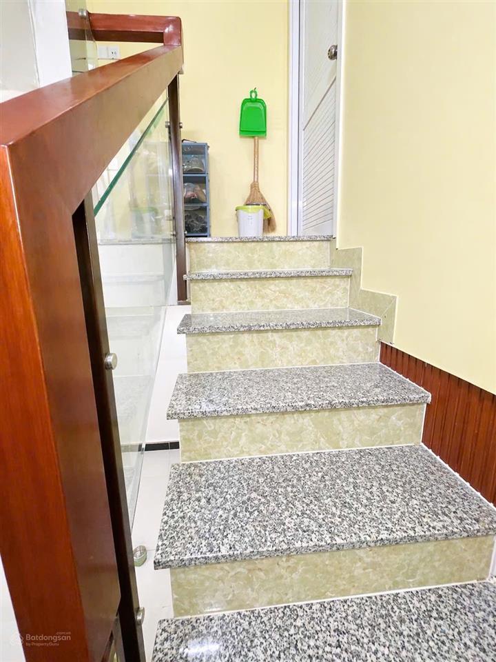Bán nhà đường chiến lược  hương lộ 2  4 phòng ngủ 5 wc