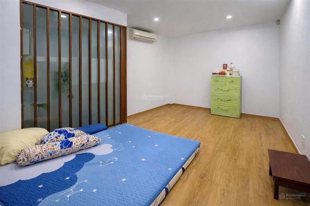 Bán nhà đường chiến lược  hương lộ 2  4 phòng ngủ 5 wc