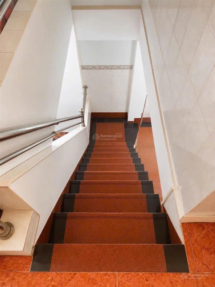 Bán nhà đường tô hiệu quận tân phú  ngang 5x11