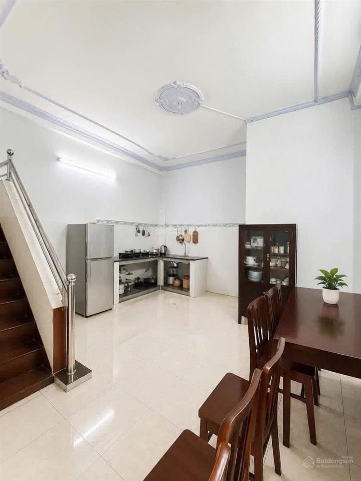 Bán nhà đường tô hiệu quận tân phú  ngang 5x11