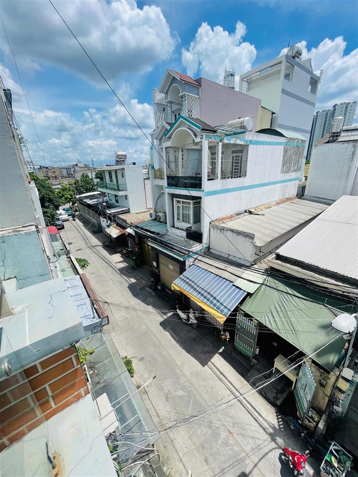Chính chủ đi úc  bán nhà đường hương lộ 2  1 trệt 3 lầu hẻm xe tải thông