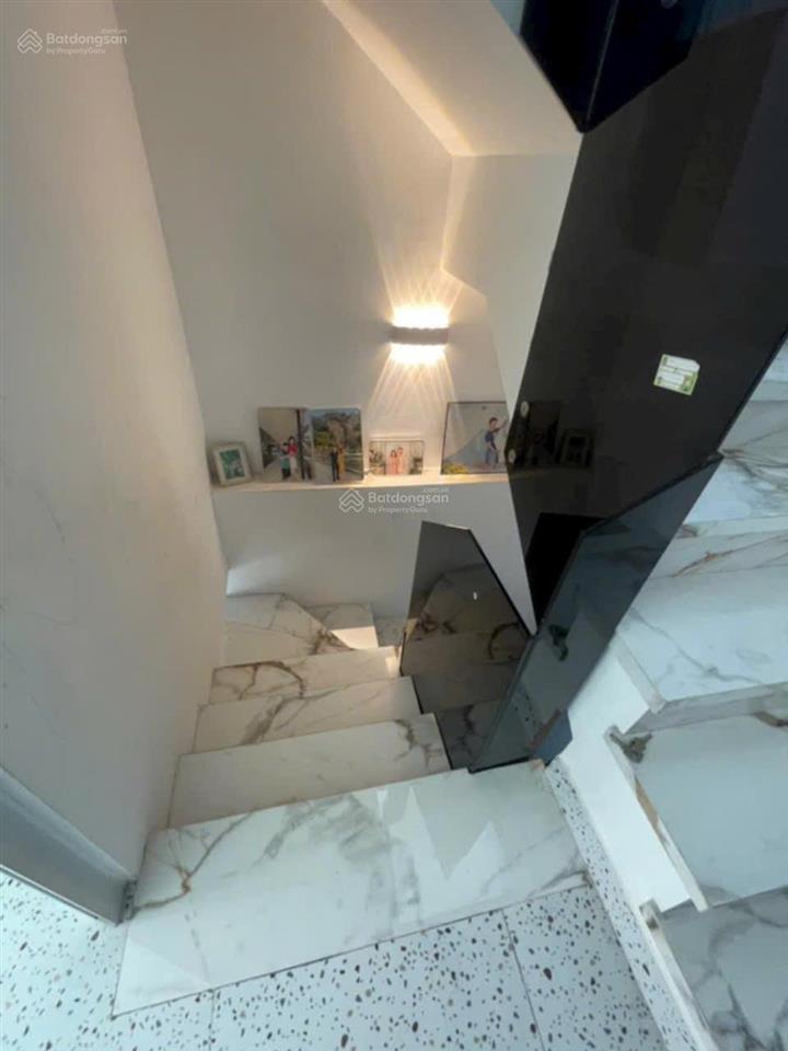 Bán nhà đường mã lò tỉnh lộ 1050m21 lầu sân thượng