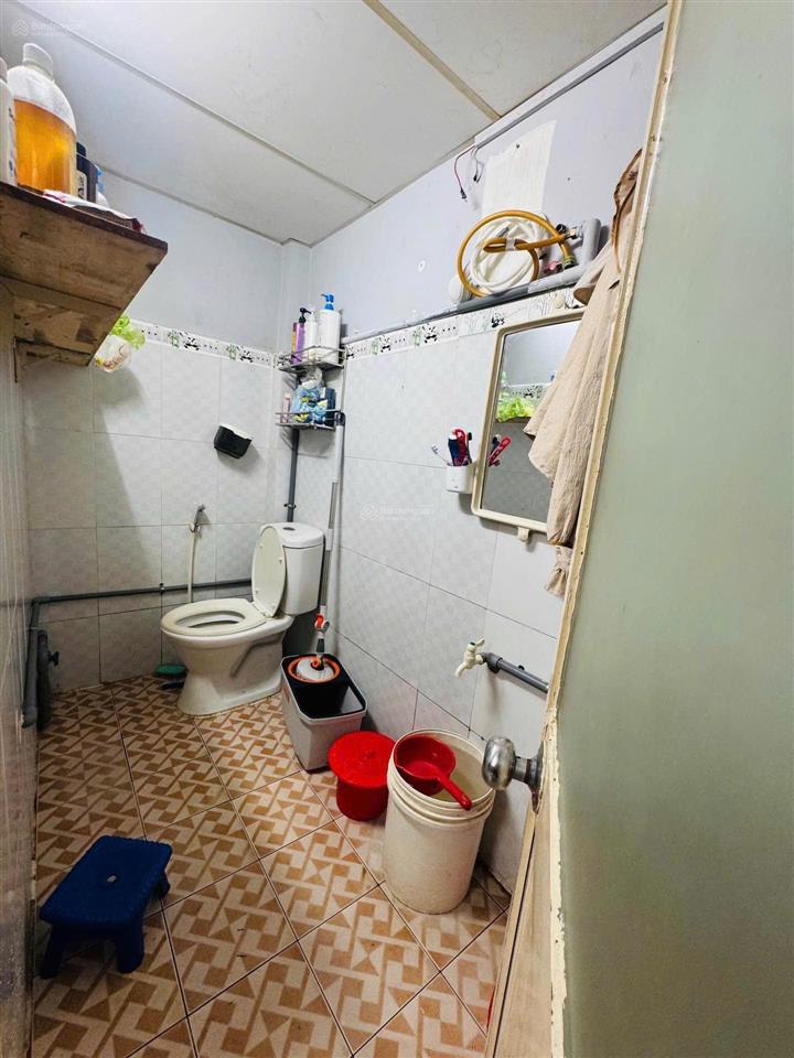 Bán nhà đường bình trị đông, hẻm xe hơi, nhà mới 2 tầng, ở ngay