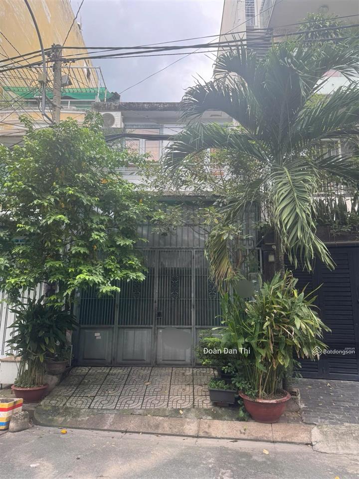 Bán nhà mt trần thủ độ dt 4.5x17m cấp 4 tiện xây, giá 9.9 tỷ tl