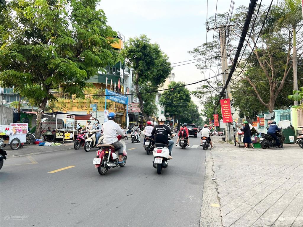 Bán nhà mtkd đường tân qúy  không lỗi dt 5x23m (2 lầu) giá 17.5 tỷ tl