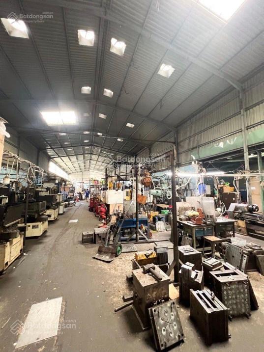Bán xưởng ngay mt mã lò dt 995m2 full thổ, giá tốt 50 tỷ tl