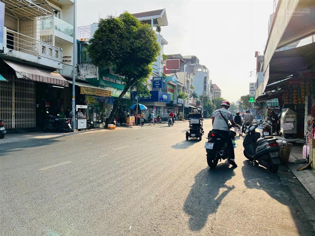 Mtkd bình long  p. phú thạnh vị trí đẹp dt 7.5x45m, giá bán 32 tỷ