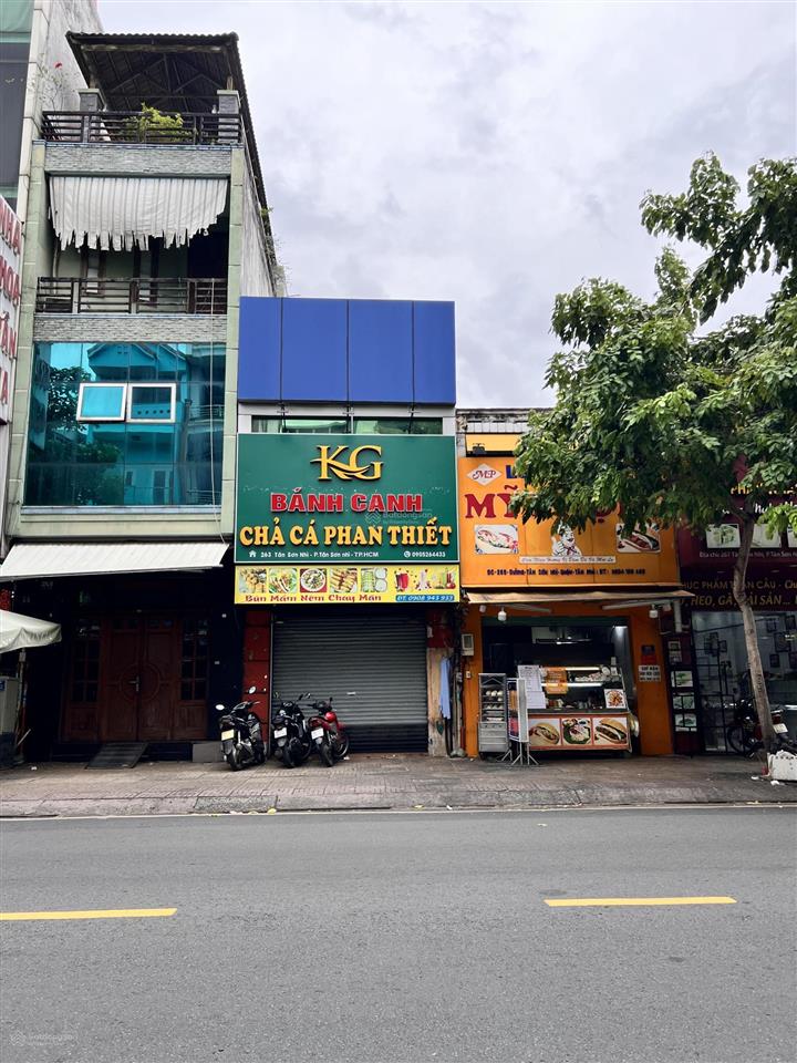 Mtkd đường tân sơn nhì  đoạn đẹp dt 4x18m (1 lầu) giá 17,4 tỷ tl