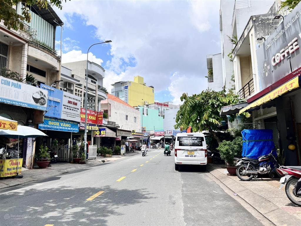 Mtkd nguyễn xuân khoát dt 4.5x32m cấp 4 tiện xây, giá 14.4 tỷ tl