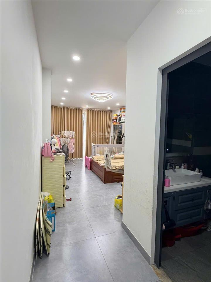 Nhà có thang máy h6m trịnh đình trọng dt 4.1x21.5m, giá 12.5 tỷ tl