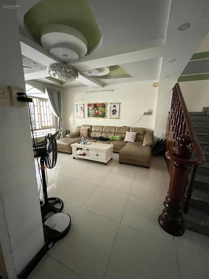 Mt họ lê phường phú thạnh dt 6.1x17,6m nhà 3 lầu, giá 16.5 tỷ