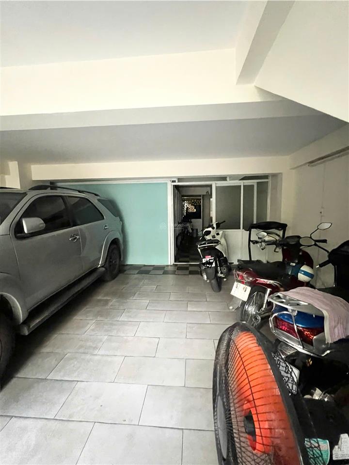 Mt họ lê phường phú thạnh dt 6.1x17,6m nhà 3 lầu, giá 16.5 tỷ