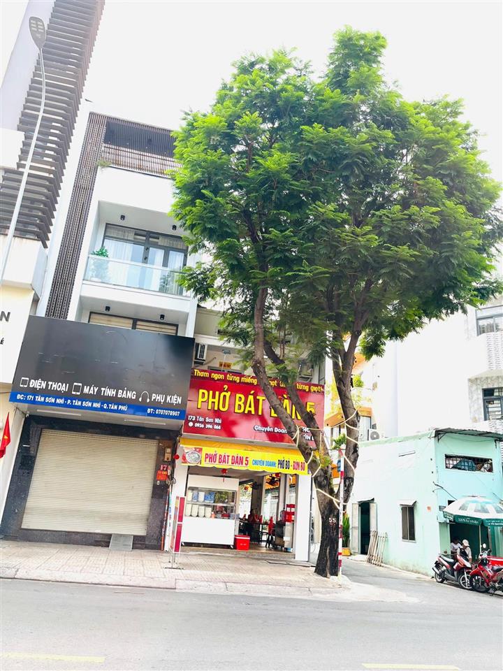 Mtkd đường tân sơn nhì dt 4.4x17.5m đang cho thuê 25tr/th giá 14 tỷ