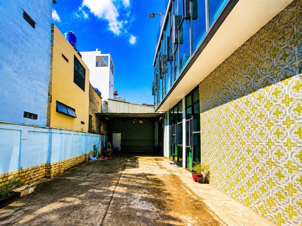 Bán 1.240m2 nhà xưởng full thổ ngay lê trọng tấn, giá 70 tỷ tl
