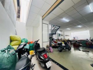 Gía tốt hẻm tân hương gần chợ dt 8.4x17.5m nhà 1 lầu gía 9.8 tỷ tl