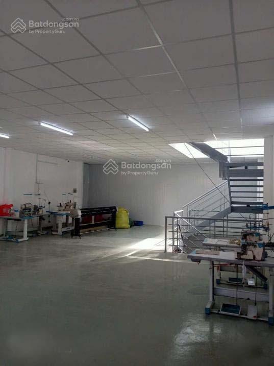 Gía tốt hẻm tân hương gần chợ dt 8.4x17.5m nhà 1 lầu gía 9.8 tỷ tl