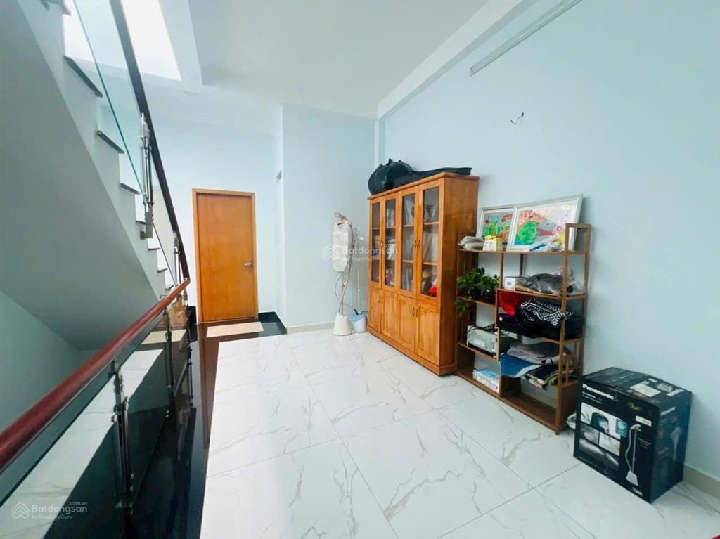 Mtkd hà thị đát 4x21m nhà 3 tấm, giá tốt 10 tỷ còn tl