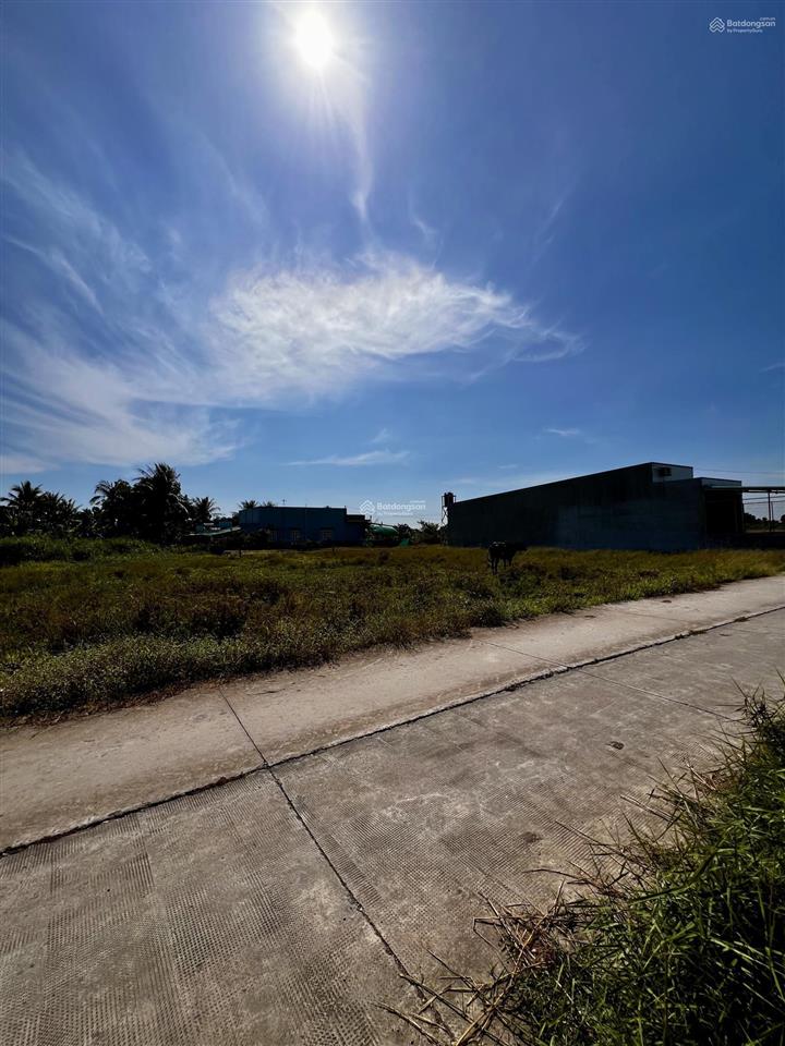 Chính chủ cần bán rẻ lô đất 5*28 full thổ cư tại thủ thừa, long an cách tp tân an chỉ khoảng 3.5km