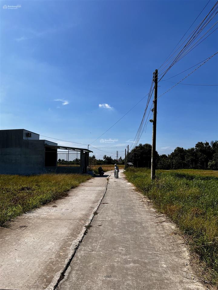 Chính chủ cần bán rẻ lô đất 5*28 full thổ cư tại thủ thừa, long an cách tp tân an chỉ khoảng 3.5km