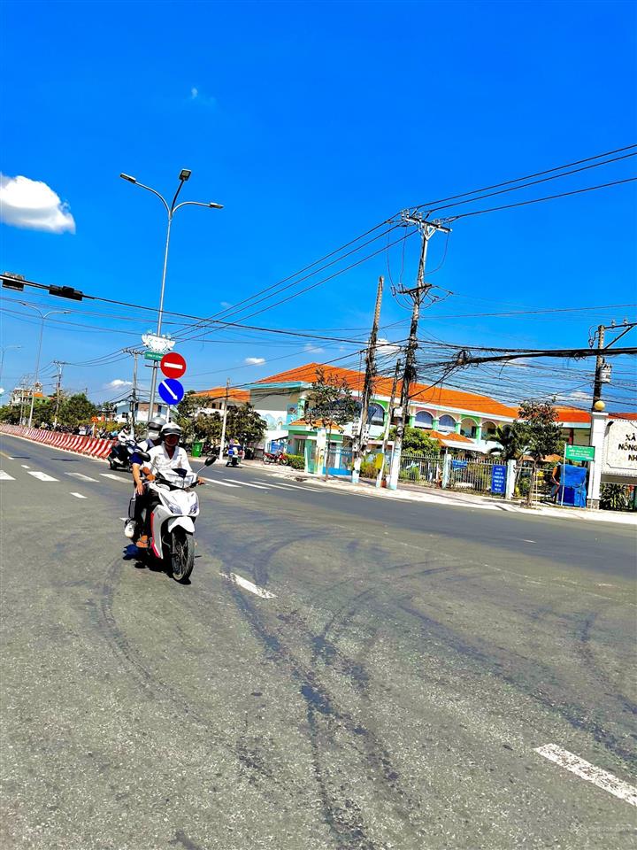Chính chủ cần bán rẻ lô đất 5*28m full thổ cư tại thủ thừa, long an cách tp tân an chỉ khoảng 3.5km