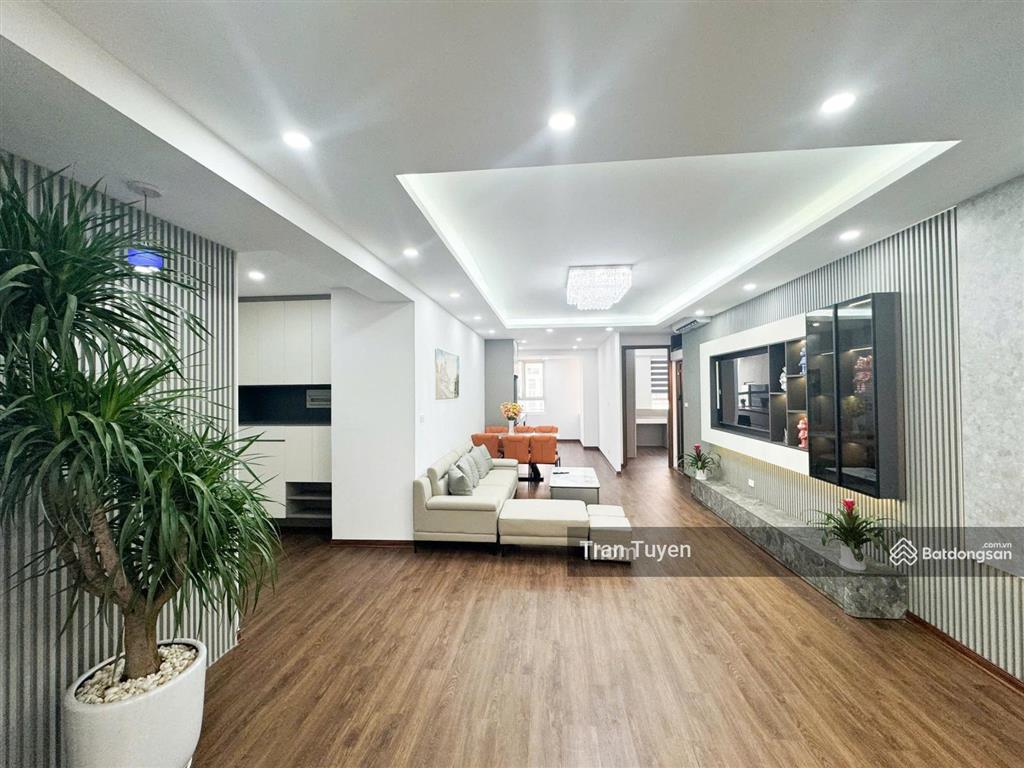 Bán căn hộ 4 phòng ngủ, 127.4m2 đầy đủ đồ đẹp tại b.i.g tower, 9.3 tỷ