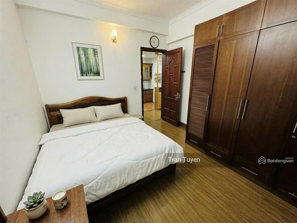 Bán căn hộ 2pn, 2wc, 77m2, sẵn sổ đỏ. giá 4,6 tỷ