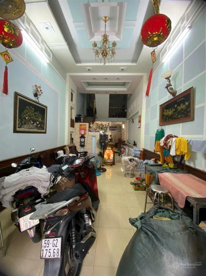 Bán nhà 3,5 tấm mặt tiền đường trung mỹ tây 9