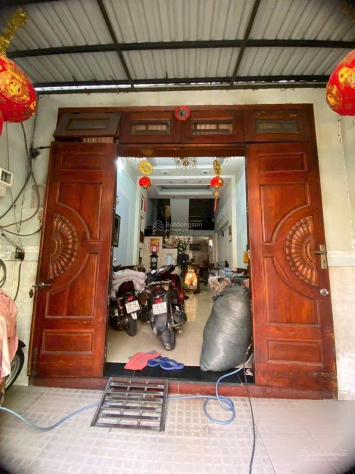 Bán nhà 3,5 tấm mặt tiền đường trung mỹ tây 9