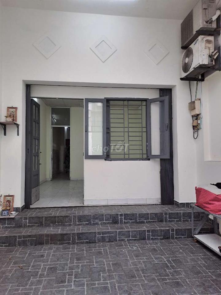 nhà cho thuê ngyên căn phạm hùng p4q8