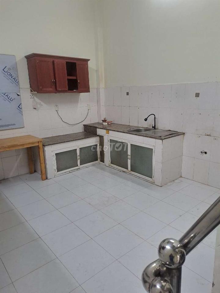 nhà cho thuê ngyên căn phạm hùng p4q8